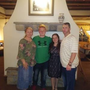 Meet your Posher, Sara